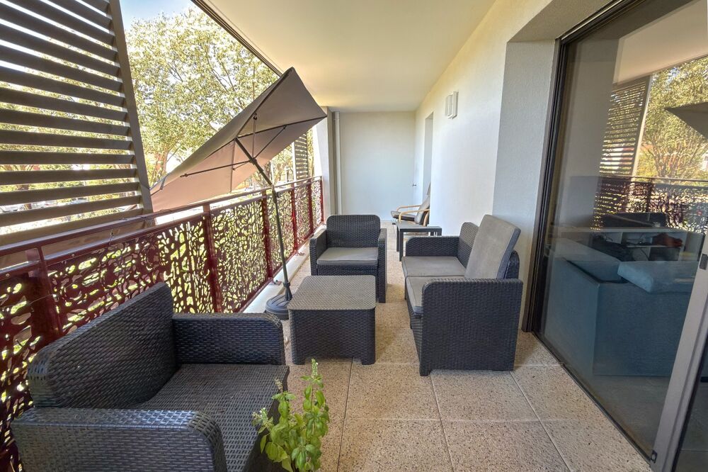 Bron  secteur Parc de Parilly  T2 avec exceptionnelle loggia de 17 m² et garage