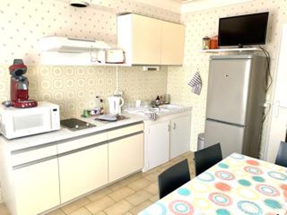 ANGLET  Maison de 181 m2 composée de 2 appartements