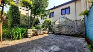  Maison  vendre 5 pices 143 m