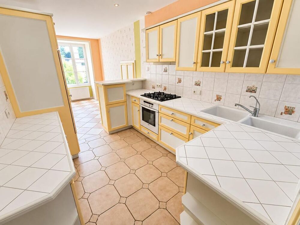 Vente Maison Maison Alencon sud 7 pièce(s) 146 m2, avec garage et jardin Alencon