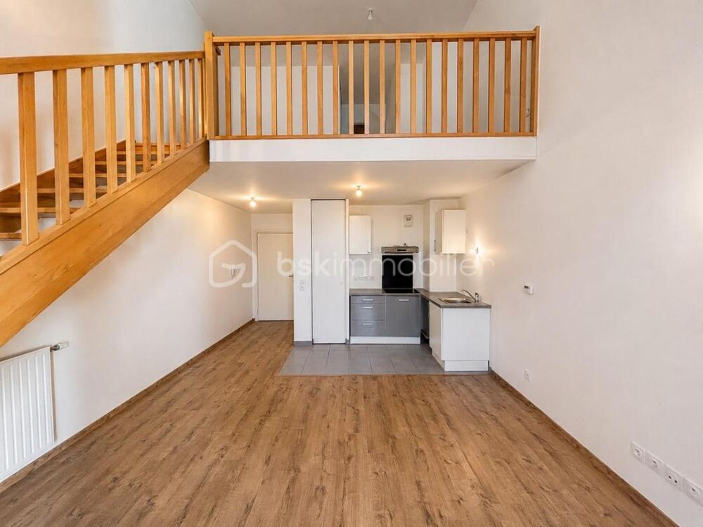 Vente Duplex/Triplex Coup de cœur –  Appartement 44 m² esprit loft, terrasse + parking – Bassins à Flot Bordeaux