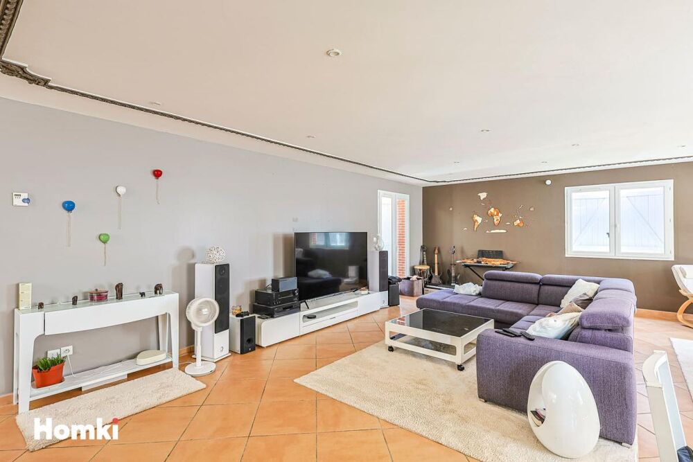 Vente Maison Maison/Villa T8 de 280 m² à Castelnau-d'Estrétefonds 31620 Castelnau d estretefonds