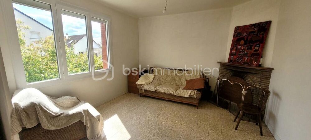 Vente Maison Maison familiale avec beau potentiel – Terrain de 734 m² La chapelle saint mesmin