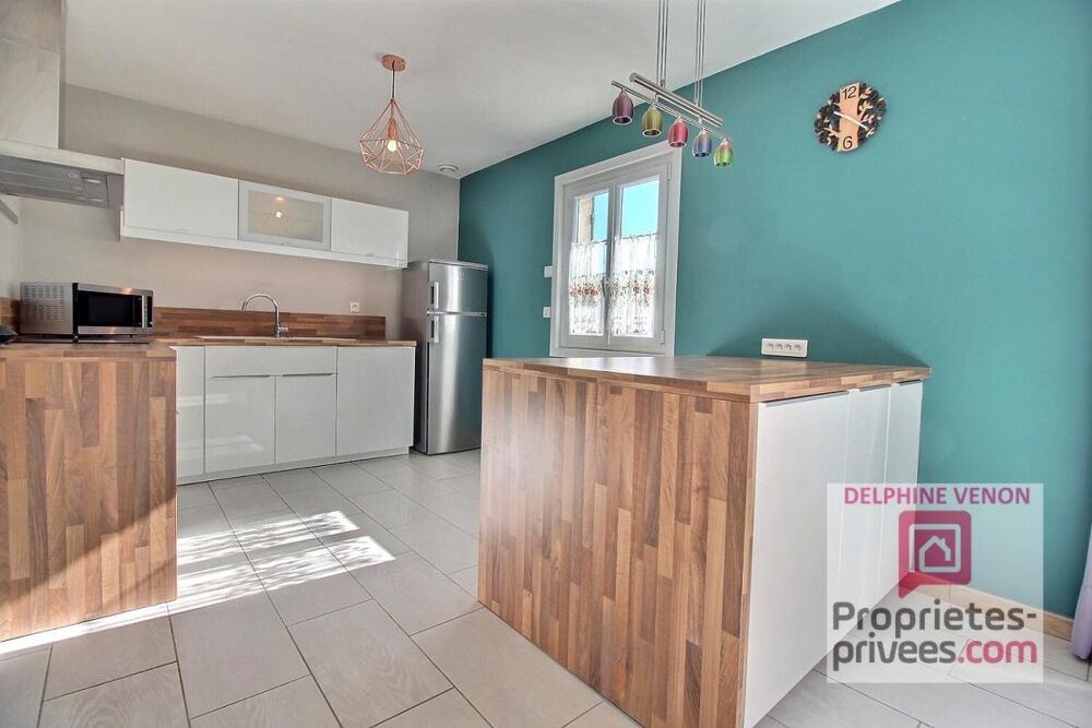 Vente Maison Exclusivité -  Maison  3 chambres sur sous-sol  total avec un terrain de 1002 m² proche du futur lycée à Châteauneuf sur Loire Chateauneuf sur loire