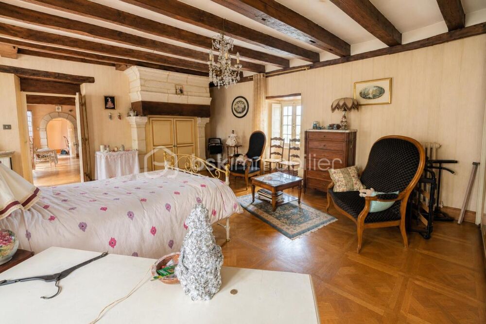à vendre  Propriété/château Saint-Augustin-des-Bois (49170)
