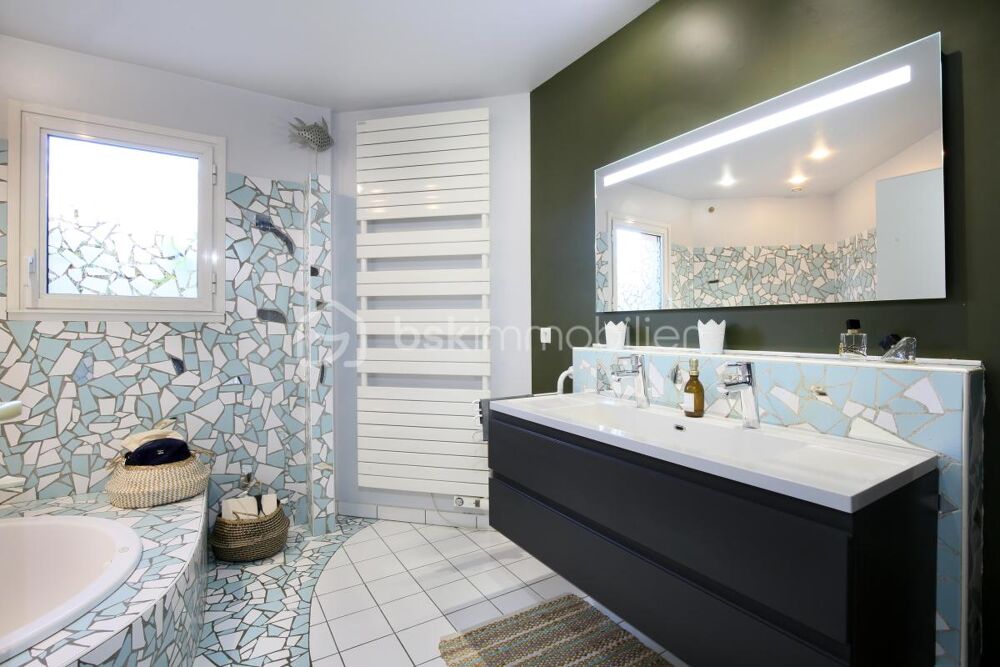 Vente Villa Superbe villa avec piscine et prestations de qualit� Roques