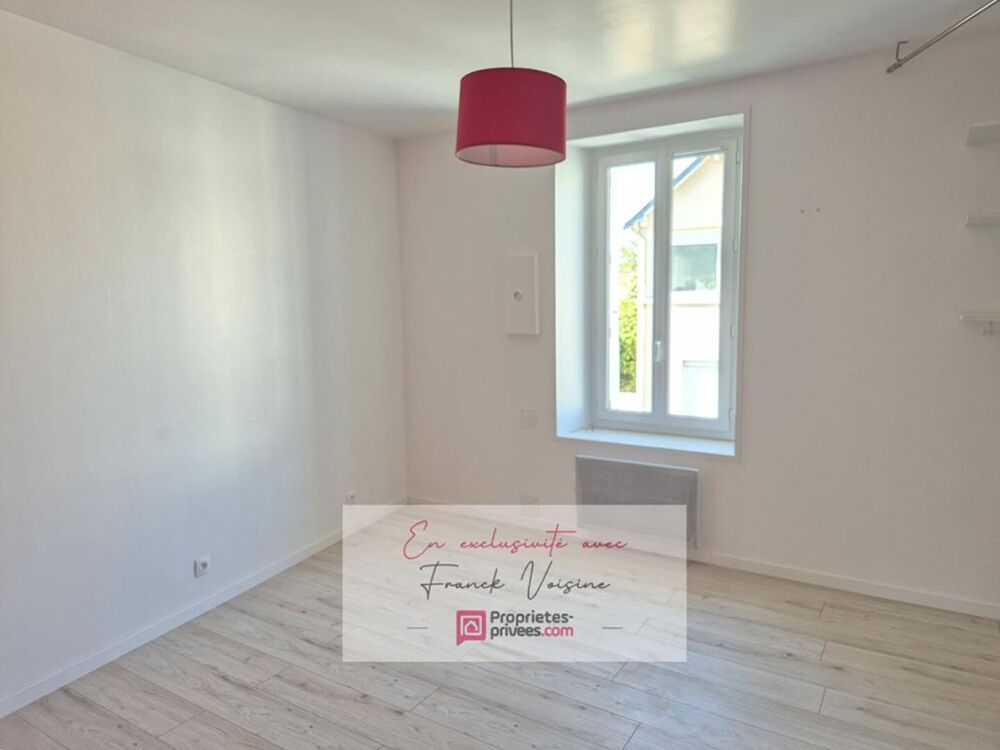 Vente Maison A VENDRE en Exclusivité aux Herbiers, Maison de ville de 65 m2 avec 2 chambres et cour fermée Les herbiers
