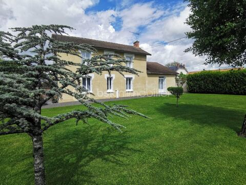   Maison de campagne, trois chambres, grenier, dpendance/ atelier, terrain constructible Maison - 5 pice(s) - 165 m