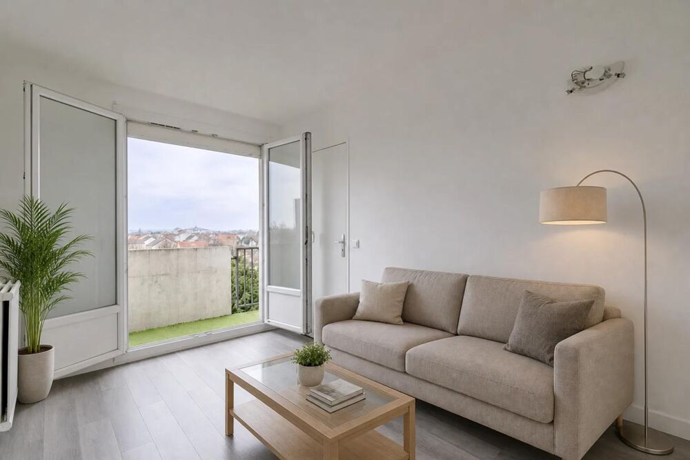 Vente Appartement Appartement 2 pièces de 31 m2 en vente à Le Blanc-Mesnil limite Le Bourget - Idéal pour investisseurs Le bourget