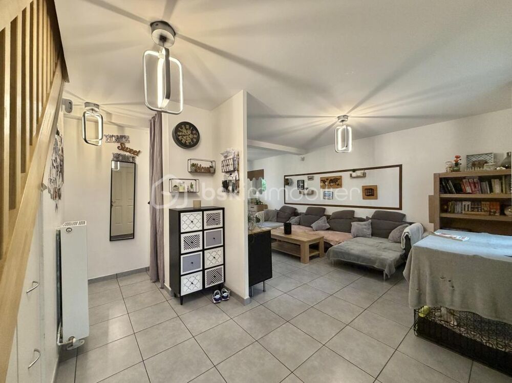 Maison familiale 5 pièces  Lumineuse  DPE A  Chauconin-Neufmontiers