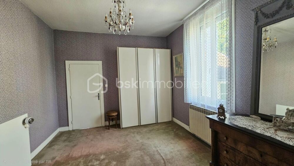 Vente Maison Maison de plain-pied avec sous-sol complet, garage et terrain – Fort potentiel à Roanne Roanne