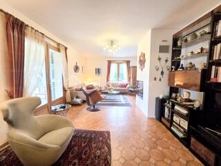  Villa à vendre 6 pièces 182 m²