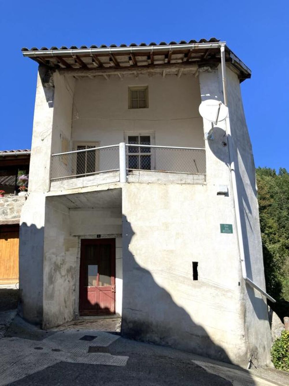 Maison traditionnelle en pierres à RENOVER - 5 pièces (11)