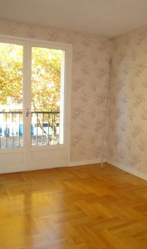   Beau T3 75m� quartier GARE/Lyc�e R. Dautry Appartement - 3 pi�ce(s) - 75 m�