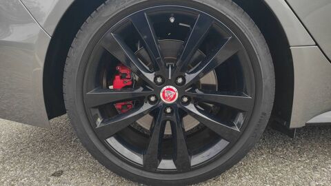 XE 2.0 D200 204 MHEV BVA8 R-Dynamic Black 2023 occasion 38550 Le Peage De Roussillon
