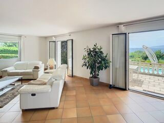  Maison � vendre 6 pi�ces 200 m�