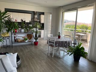 Vente Appartement Appartement à vendre 4 pièces AIX EN PROVENCE (13) en étage élevé avec terrasse et grand garage Aix en provence