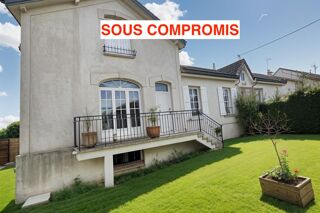  Maison � vendre 6 pi�ces 205 m�