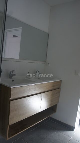  Immeuble � vendre 8 pi�ces 183 m� Roubaix