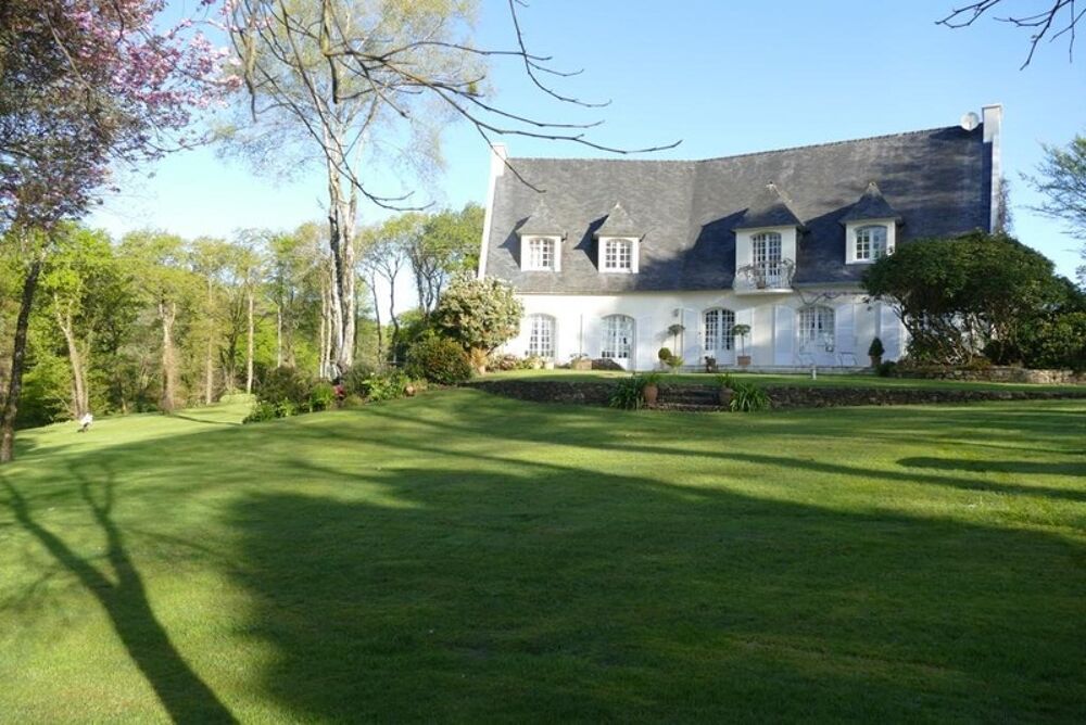 Vente Maison Dpt Finistre (29),  vendre PLOUEDERN maison P8 de 324 m - Terrain de 11 180  m Plouedern