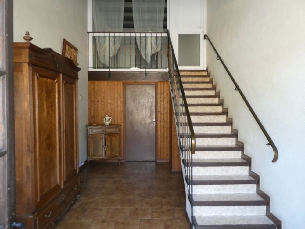 Vente Maison RUPT SUR MOSELLE (88) Ferme à conforter T7 de 160m² , hangar, terrain 1000m²+ 2 hectares loués à un agriculteur Rupt sur moselle