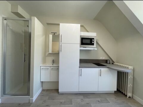  Appartement � louer 1 pi�ce 11 m�