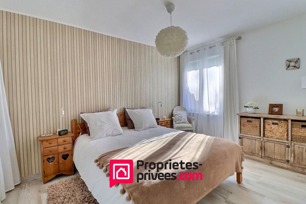 � vendre  Villa Uz�s (30700)