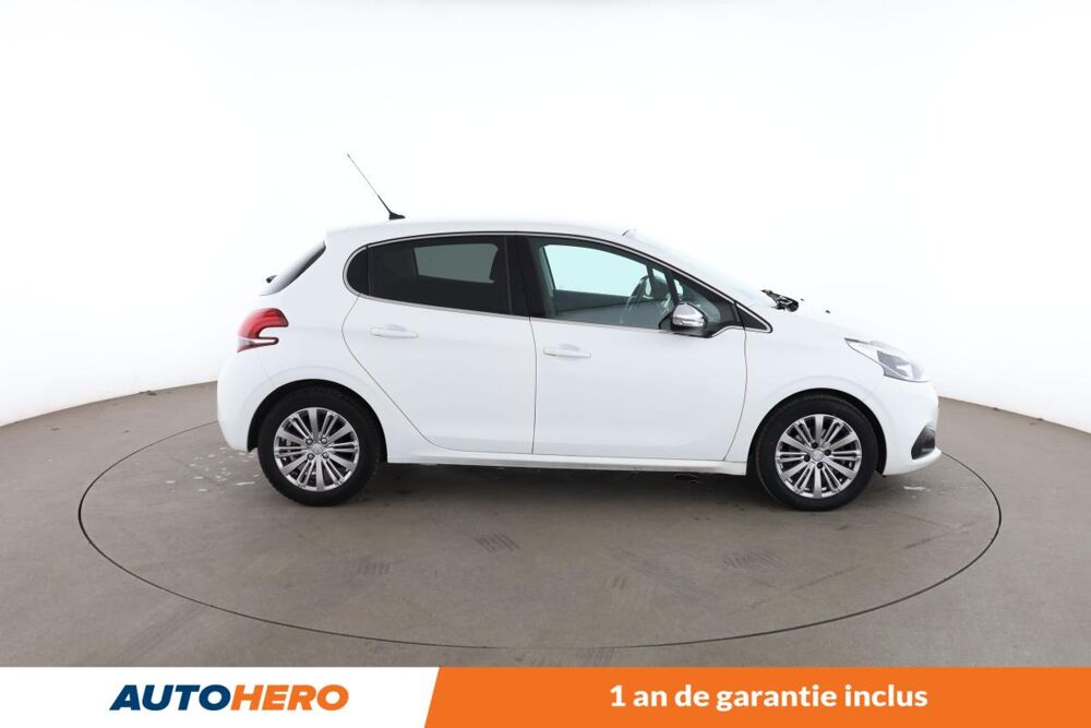 208 1.2 PureTech Allure 5P 110 ch 2018 occasion 92130 Issy-les-Moulineaux