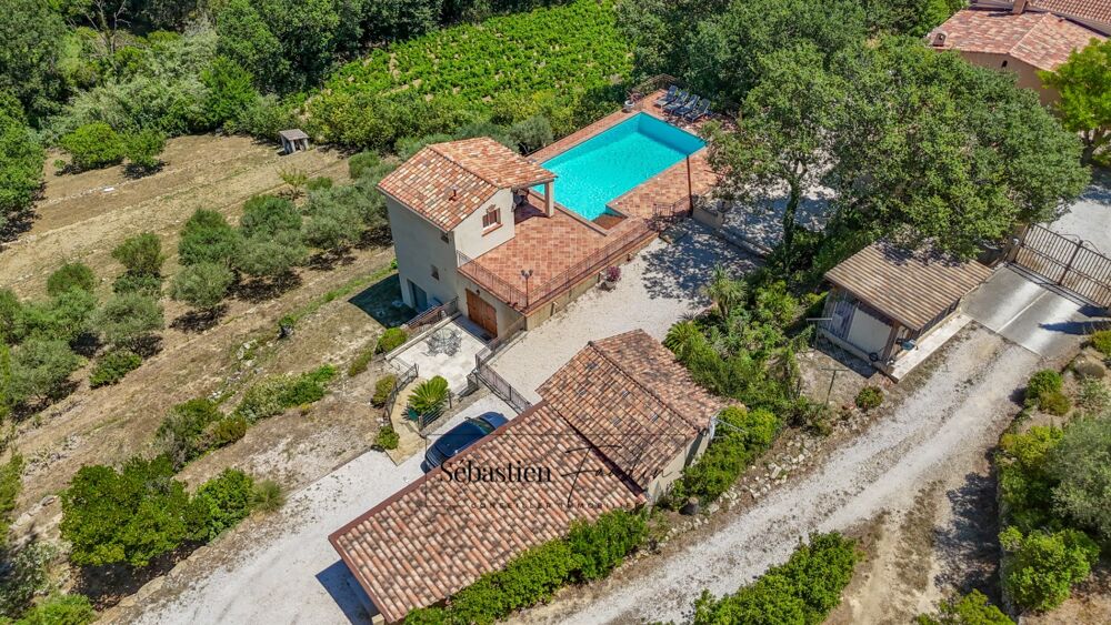 Vente Maison Maison à vendre 8 pièces LA CADIERE D'AZUR (83) - 2 logements - grande piscine - vue panoramique - grande parcelle - calme - nom La cadiere d azur