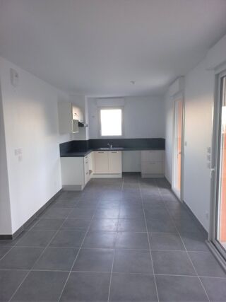  Appartement à louer 3 pièces 62 m²