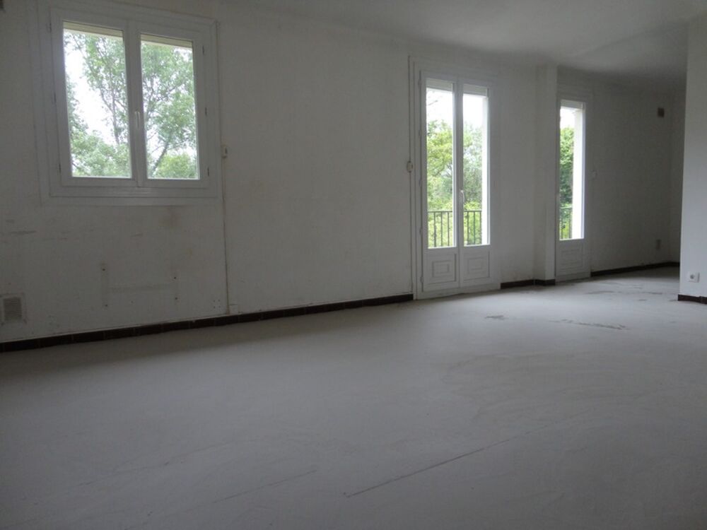 Dpt Pyrénées Orientales (66), à vendre PRADES à 5 minutes maison 5 pièces sur terrain 324 m² garage