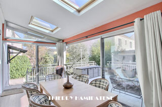  Maison  vendre 8 pices 183 m