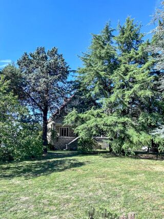  Maison � vendre 8 pi�ces 230 m�