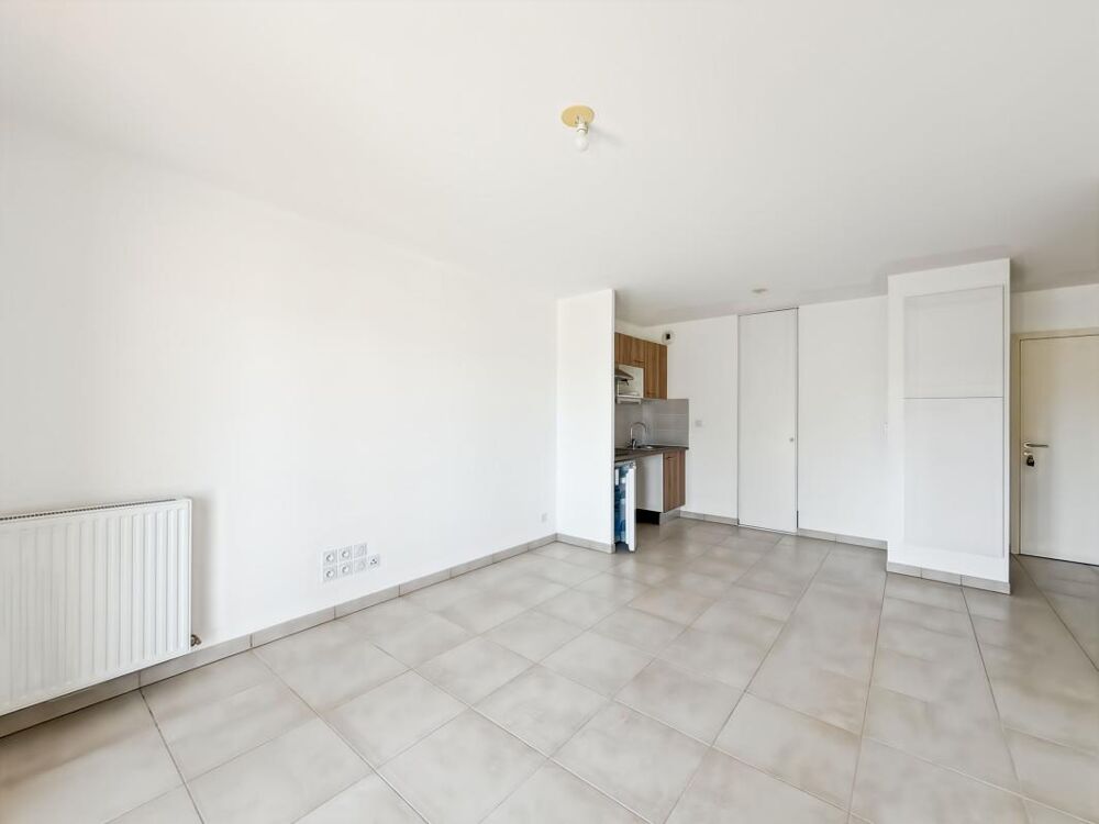 Appartement T2 à vendre de 43 m² avec balcon et parking  Castanet-Tolosan (Centre)