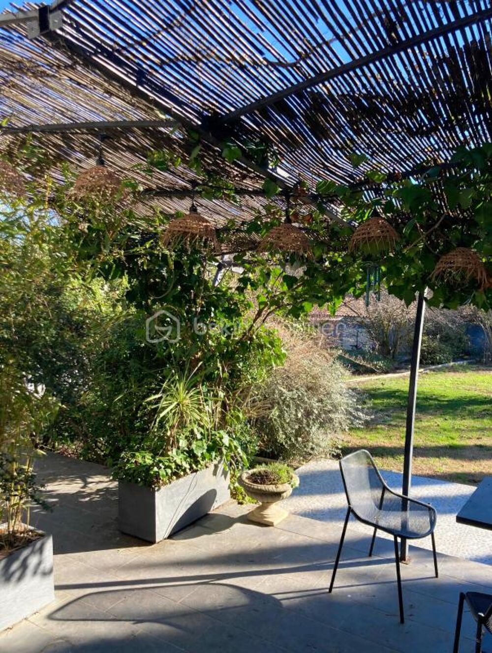 Villa avec piscine et 1 650 m² de jardin à 20 min de Montpellier
