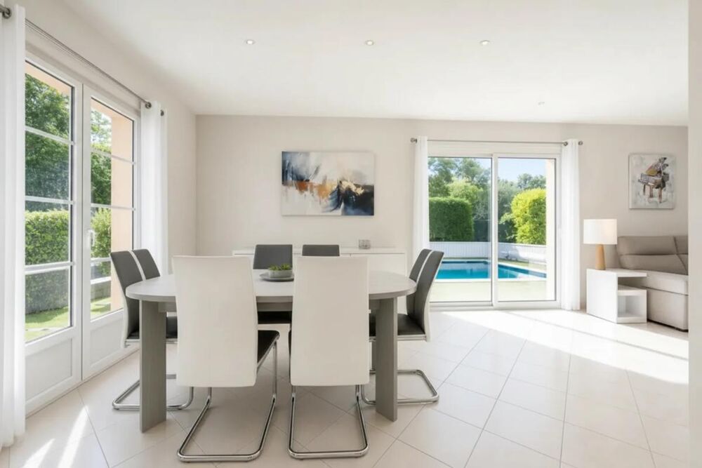 Vente Maison Maison plain-pied 5 pièces 114m² avec piscine Segoufielle