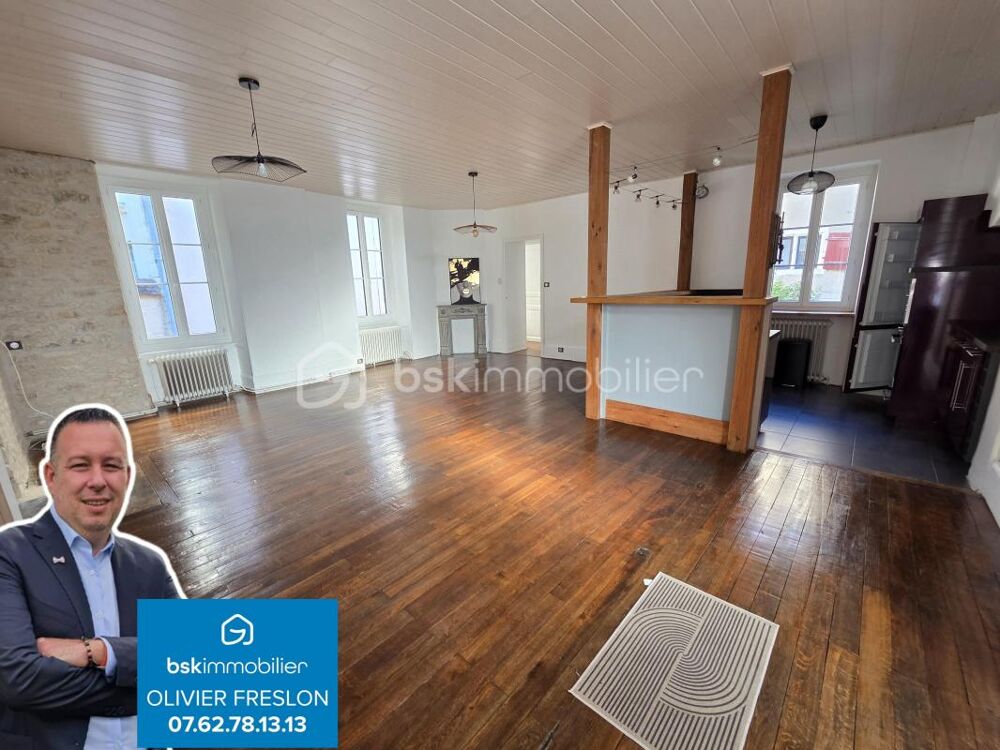 Vente Appartement Magnifique appartement T3 de 101m² avec place de parking privative et cave en hypercentre ville de Nevers Nevers