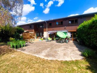  Immeuble à vendre 15 + pièces 417 m²