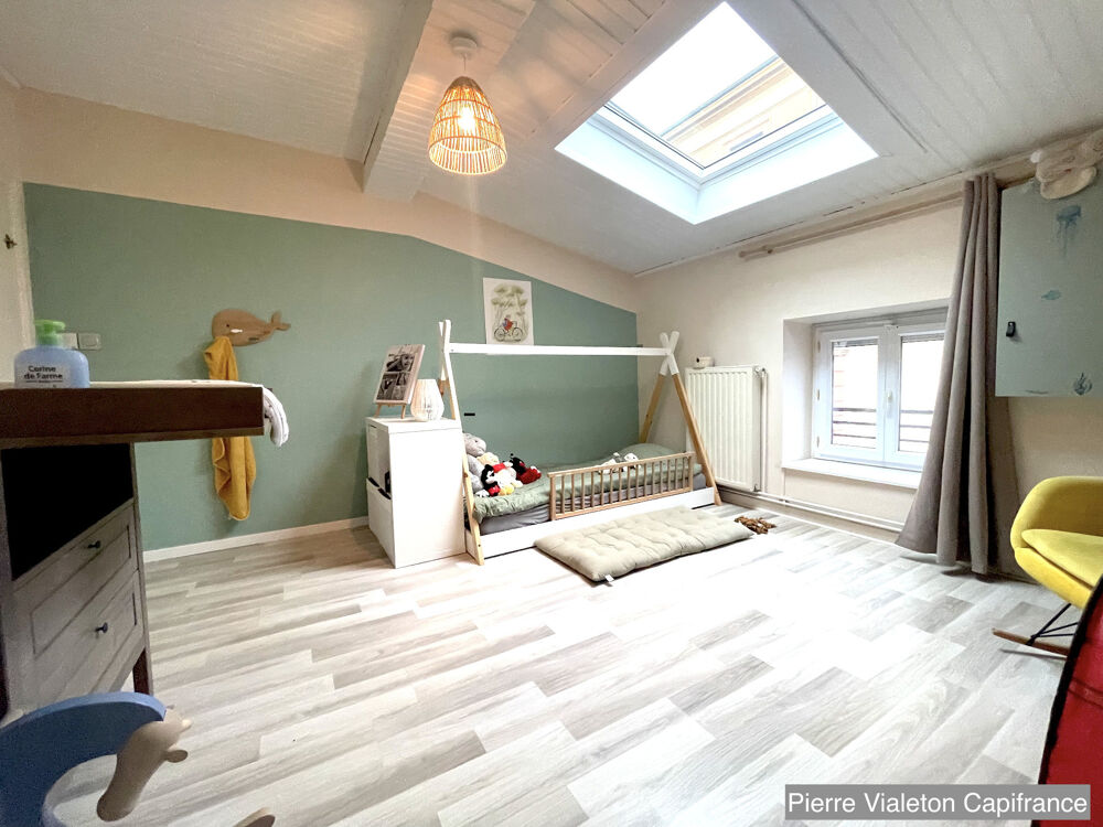 SAINT-CHAMOND- duplex familial lumineux - 103,43m2 loi Carrez (109,70m2 au sol )- 3 chambres -balcon