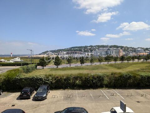   Grand Duplex Marina Deauville vue mer ! 
