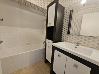  Appartement � vendre 4 pi�ces 65 m�