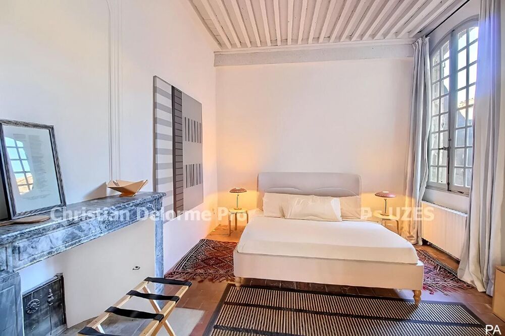  vendre  Htel Particulier Uzs (30700)