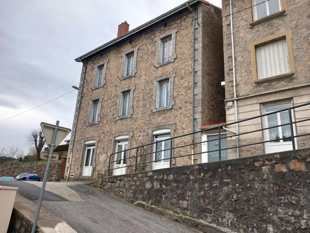 Vente Immeuble Dunières 43220 immeuble élevé sur caves  comprenant trois niveaux plus combles aménageables  sur 1148m² de terrain Dunieres