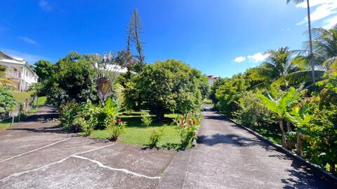 Vente Villa Villa Gourbeyre 6 pi�ce(s) 200 m2 - Vue mer et montagne Gourbeyre