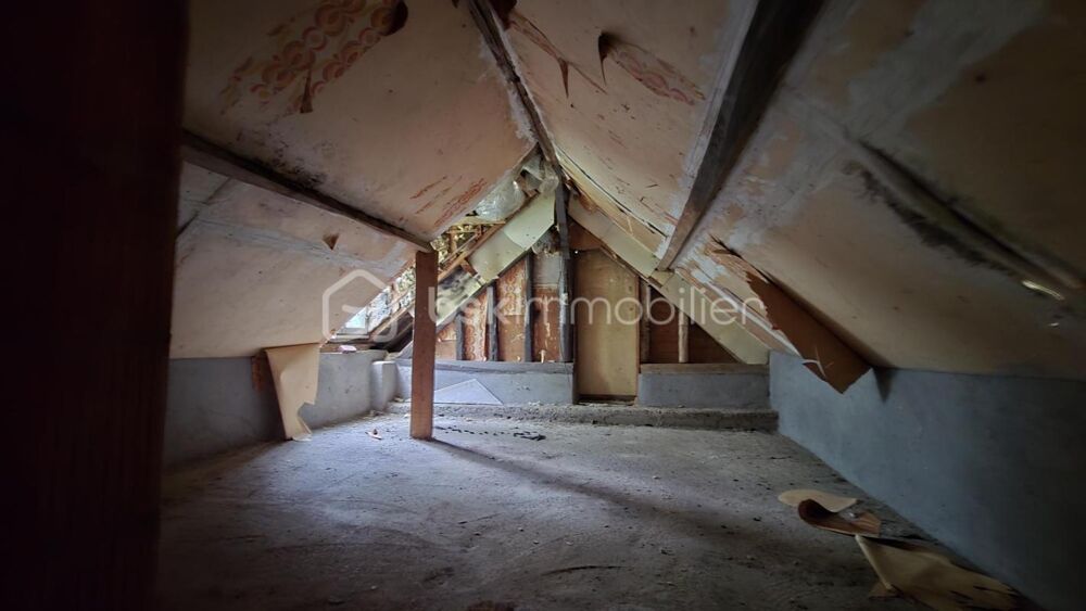 Vente Maison Maison à rénover intégralement – Vaste terrain de près de 2 500 m² Vandrimare