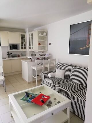  Appartement à louer 2 pièces 32 m²