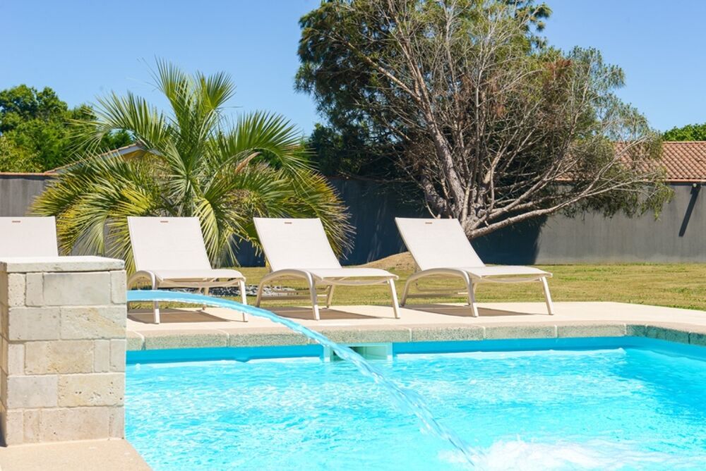 MAISON CONTEMPORAINE HAUT DE GAMME 203M2 AVEC PISCINE CHAUFFÉE ET DOUBLE GARAGE