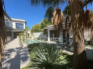  Maison à vendre 7 pièces 261 m²