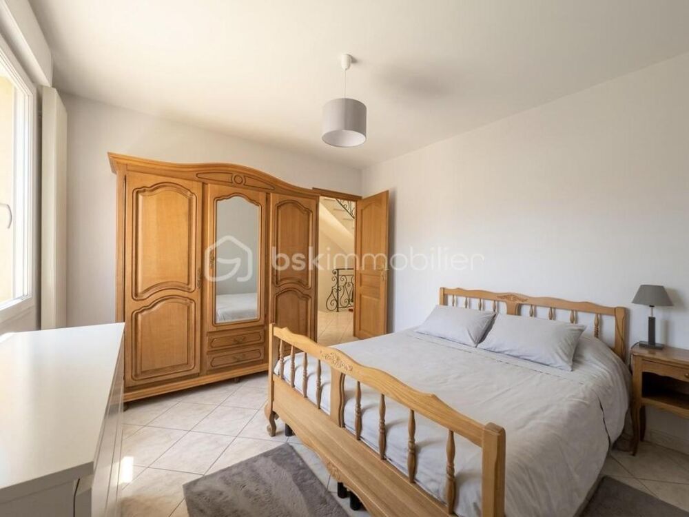 Vente Maison Maison familiale avec dépendance 60 m2 et sous-sol total - Secteur recherché Roissy en brie