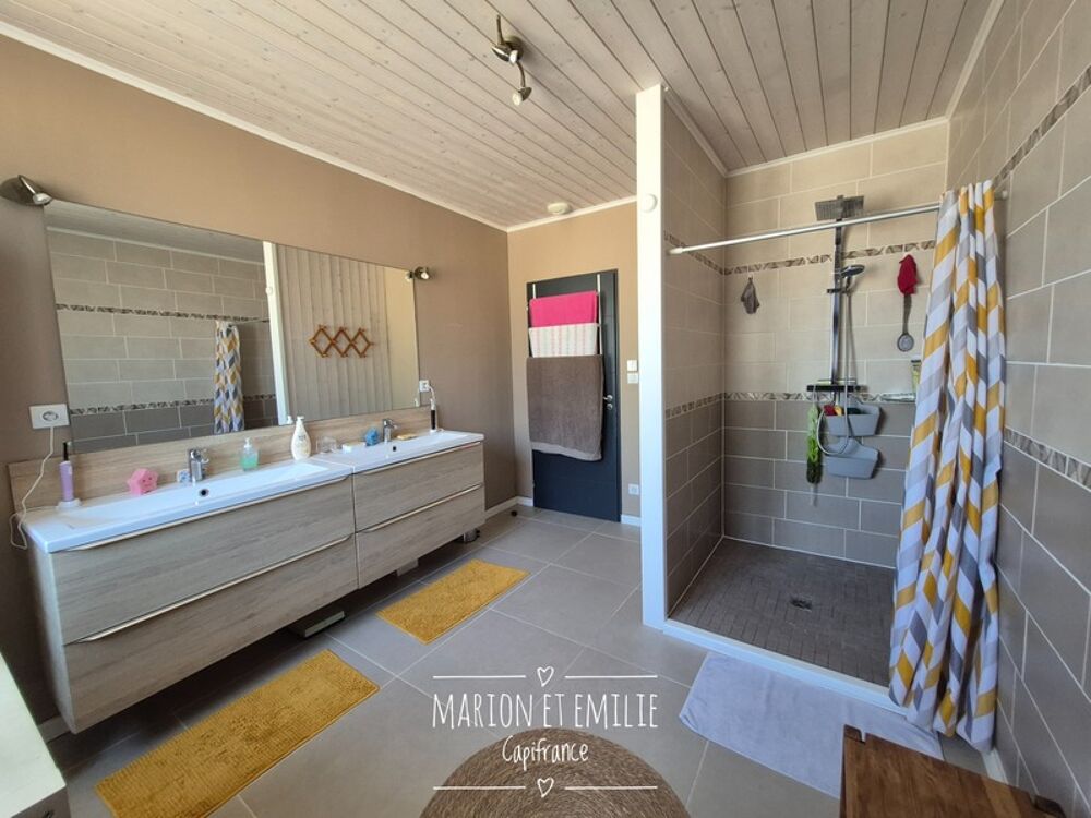 Dpt Deux Sèvres (79), à vendre SAINT HILAIRE LA PALUD maison 3 chambres - Plain pied avec beau jardin clos